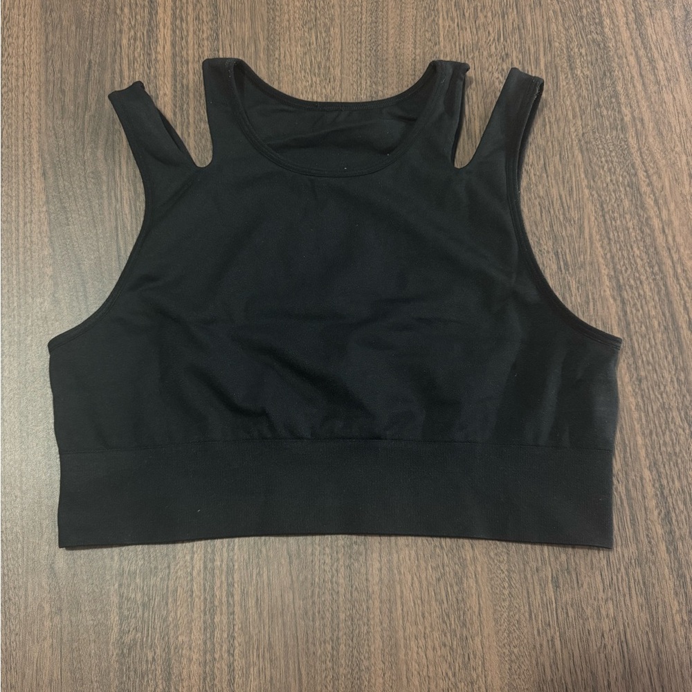 Shoulder Cutout Padless Sports Top Black Size S